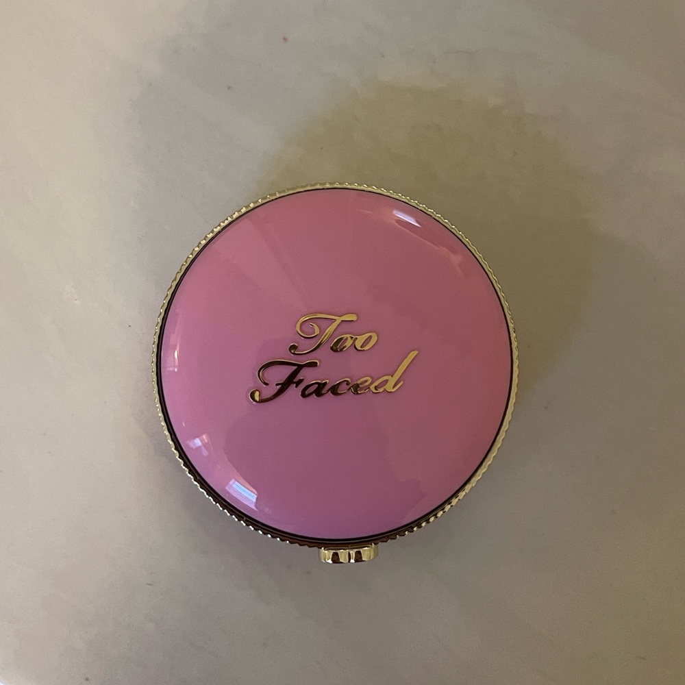 Pink blush